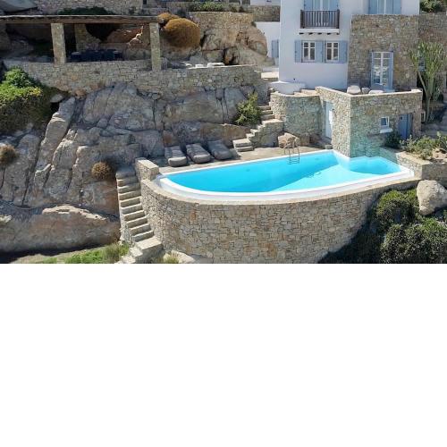 Villa in Psarou with private heated pool by Diles Villas