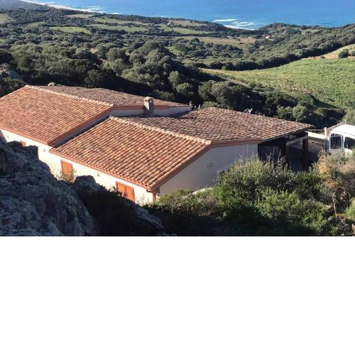 Villa in Sardinia Isola Rossa minutes from beaches