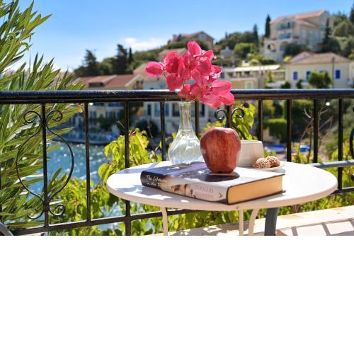 Villa Ireni Waterfont