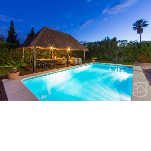 Villa Isla by Abahana Villas