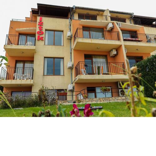 Villa Iztok