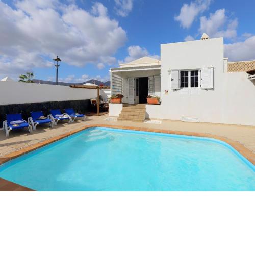 Villa Joanne - 4 Bedroom villa - WiFi and Air conditioning - Perfect for families