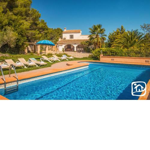 Villa Joaquin by Abahana Villas