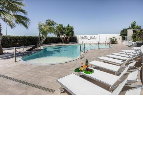 Villa Jolie - Luxury Villa with Swimming Pool