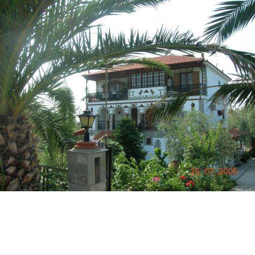 Villa Karapataki