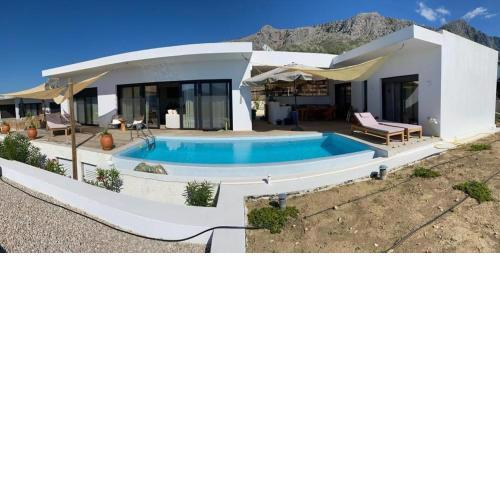 Villa Karma