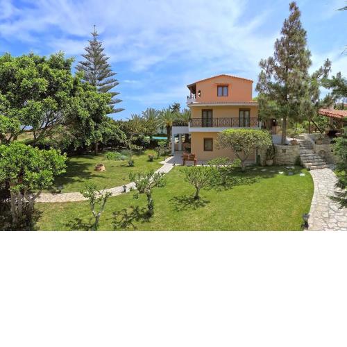 Villa Karteros