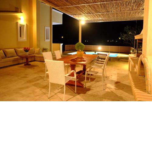VILLA KONSTANTINOS