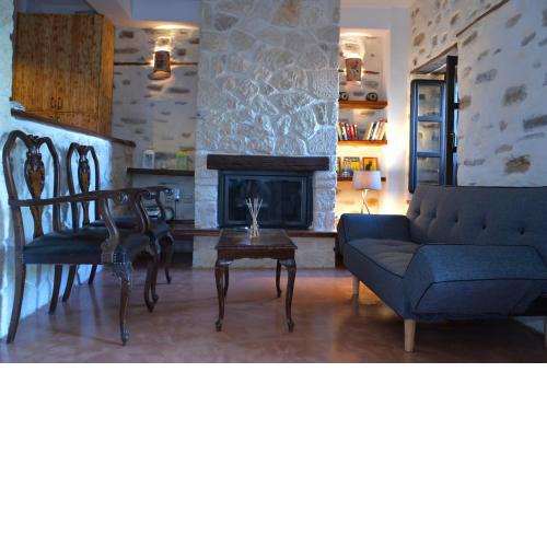 Villa Kotronia