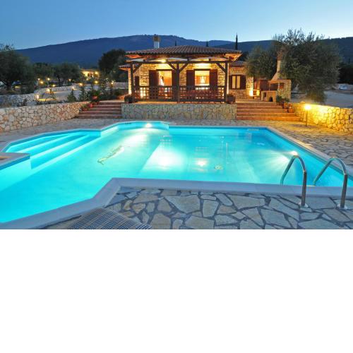 VILLA KOUTSOYPIA STONE HOUSE