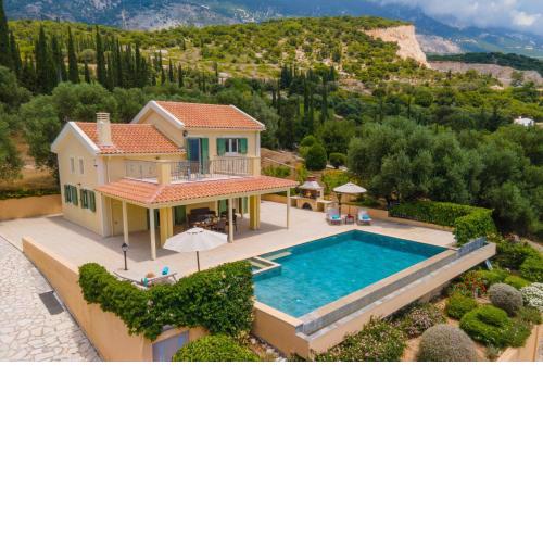 Villa Kristola by Villa Plus