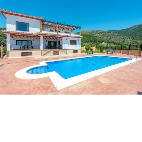 Villa La Capilla by Villa Plus