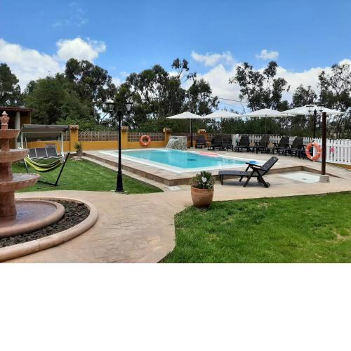 Villa La Linde with heated pool