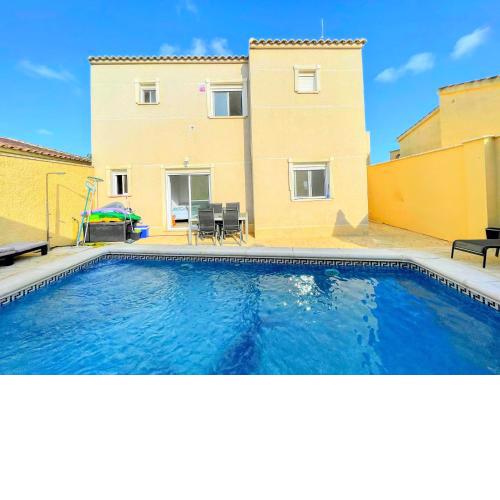 Villa La Marina by Villas&You