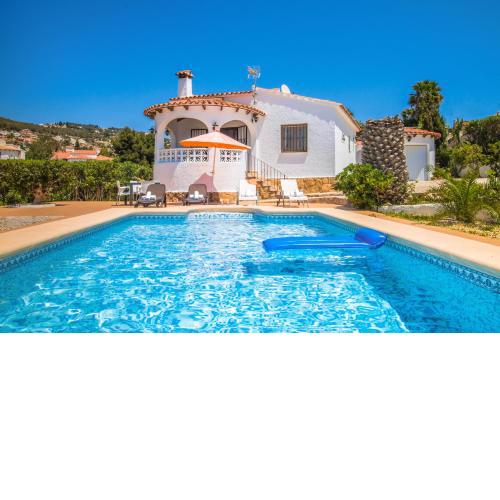 Villa La Paz by Abahana Villas
