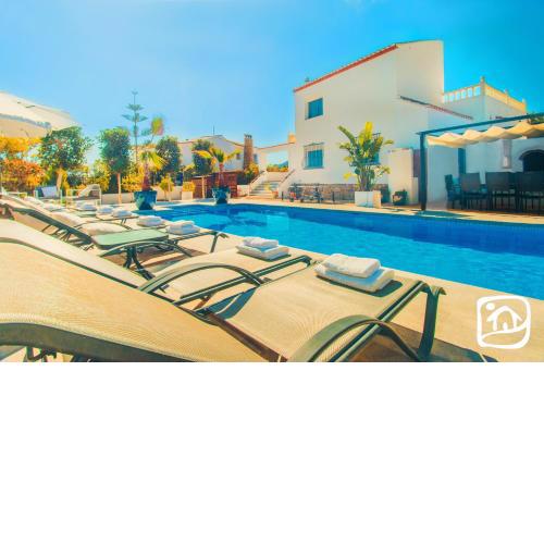 Villa Ladera by Abahana Villas