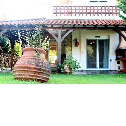 Villa Lagonisi