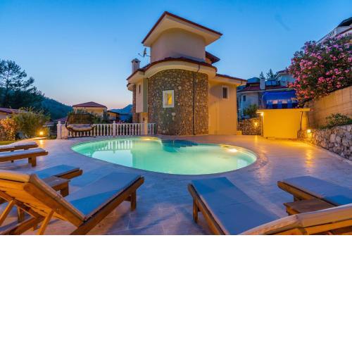 Villa Lakestone 2