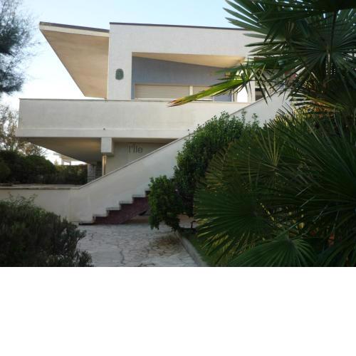 Villa Lamborghini con piscina