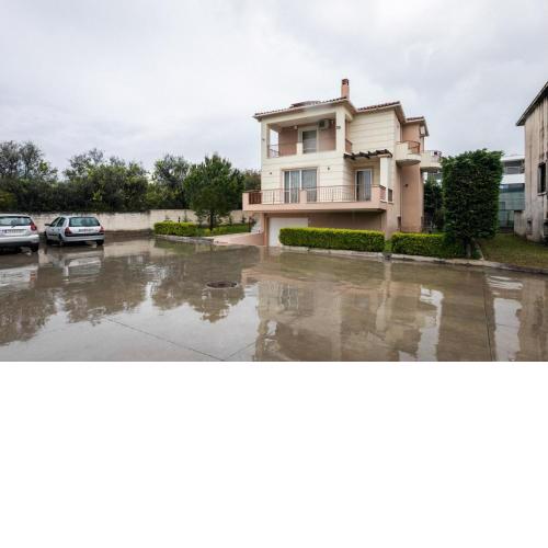 Villa Lara