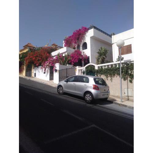 VILLA LAS BUGANVILLAS MASPALOMAS - 3 BAÑOS PRIVADOS