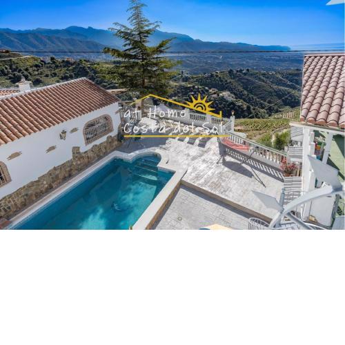 Villa Las Palomas At Home