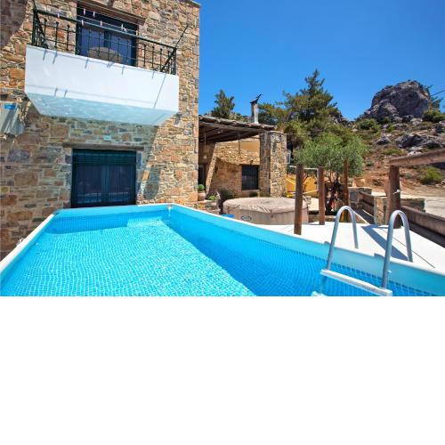 Villa Lato - Villa with private pool and yard