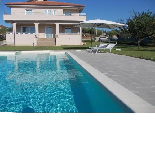 VILLA LAURO LUXURY B&B