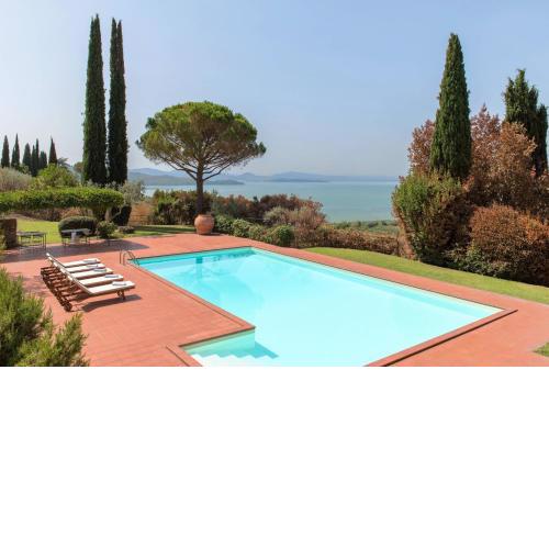 Villa Le Murate by PosarelliVillas