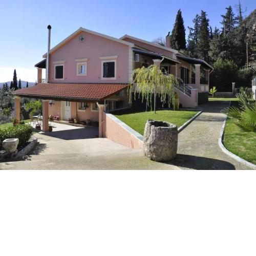 Villa Leo Junior