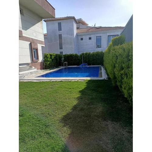 Villa Leon