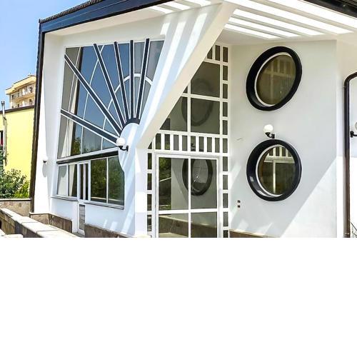 Villa Lila