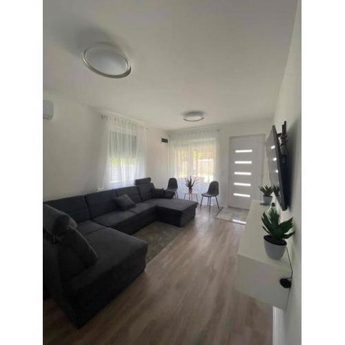 Villa LIPI - Home Away from Home