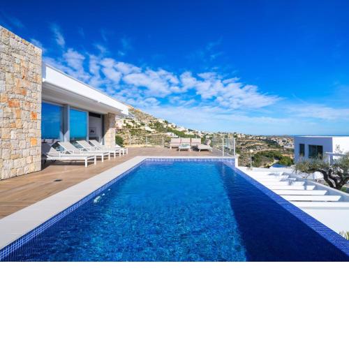 Villa Lirios
