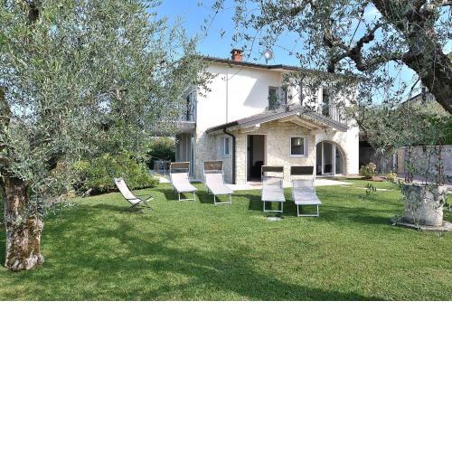 Villa Lisi With Pool