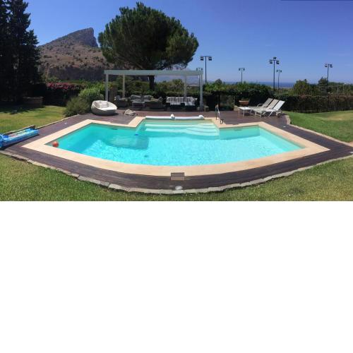 Villa Lolj