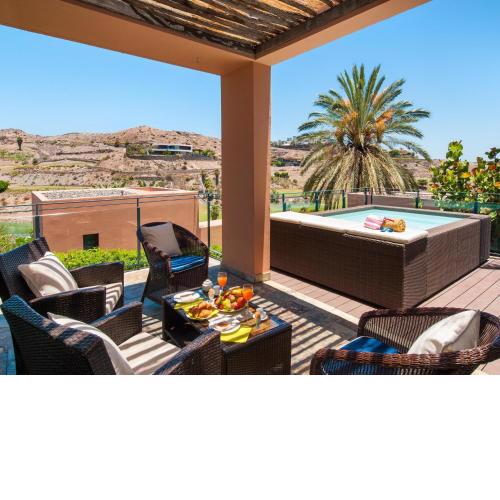 Villa Los Lagos 20 by VillaGranCanaria