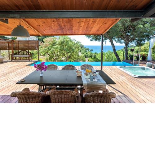 Villa luxe at your fingertips