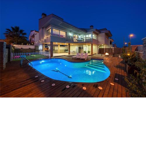 Villa Luxury Rock Tirri
