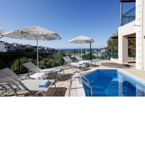Villa Mahin with pool and sea view