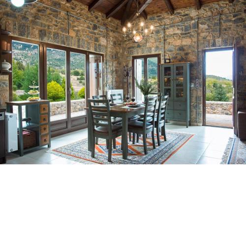 Villa Mainalis