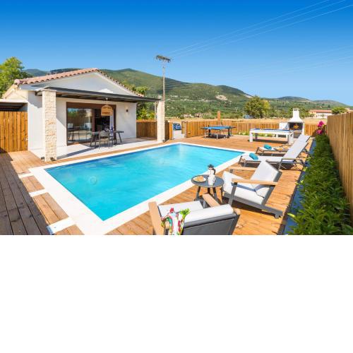 Villa Maira Azalea by Villa Plus