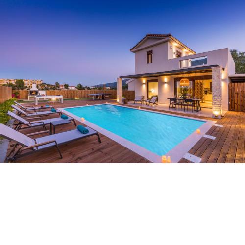 Villa Maira Rose by Villa Plus