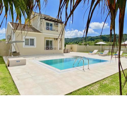 Villa Mandola Sidari with private pool