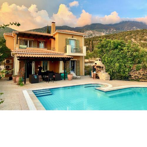 Villa Manoli