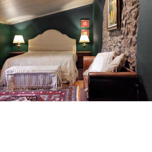 Villa Mantra-authentic stone house in Portianou