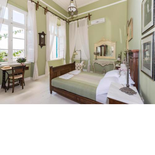 Villa Maria-Syros