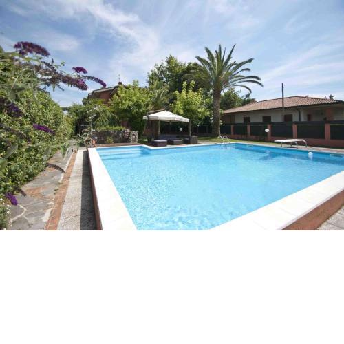 Villa Maria