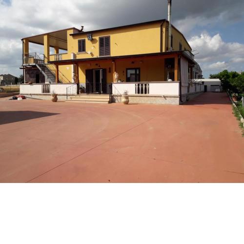 Villa Maria