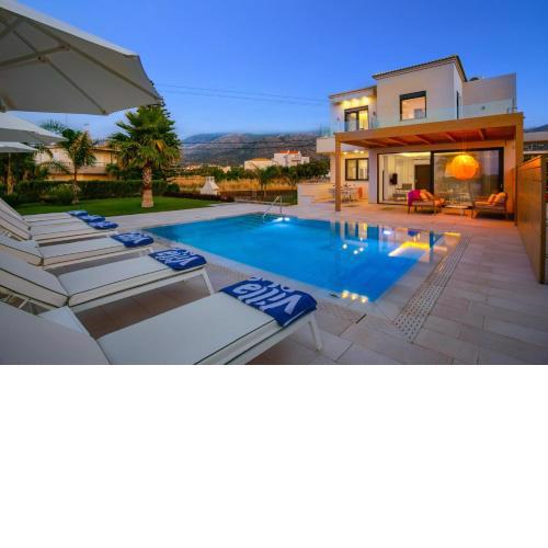 Villa Mariba Blue by Villa Plus